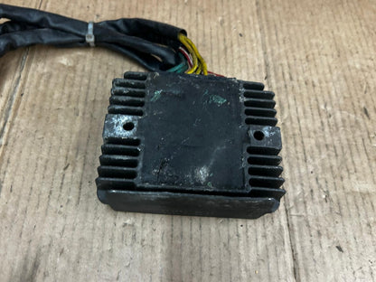 584533 | 2007 - 2015 Piaggio Vespa GTS 125 Voltage Regulator