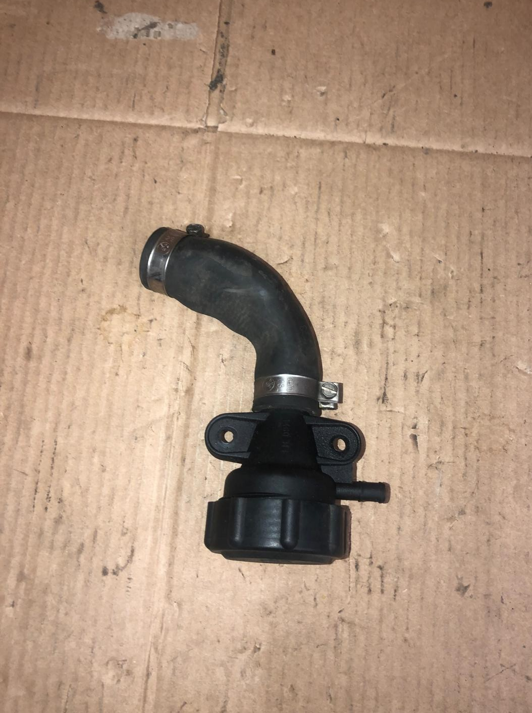 1885 - 1995 BMW K75s Coolant Radiator Cap | 1460313