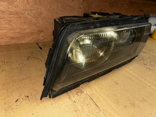 1999 - 2001 BMW 7 Series E38 740i Post-Facelift Left Headlight