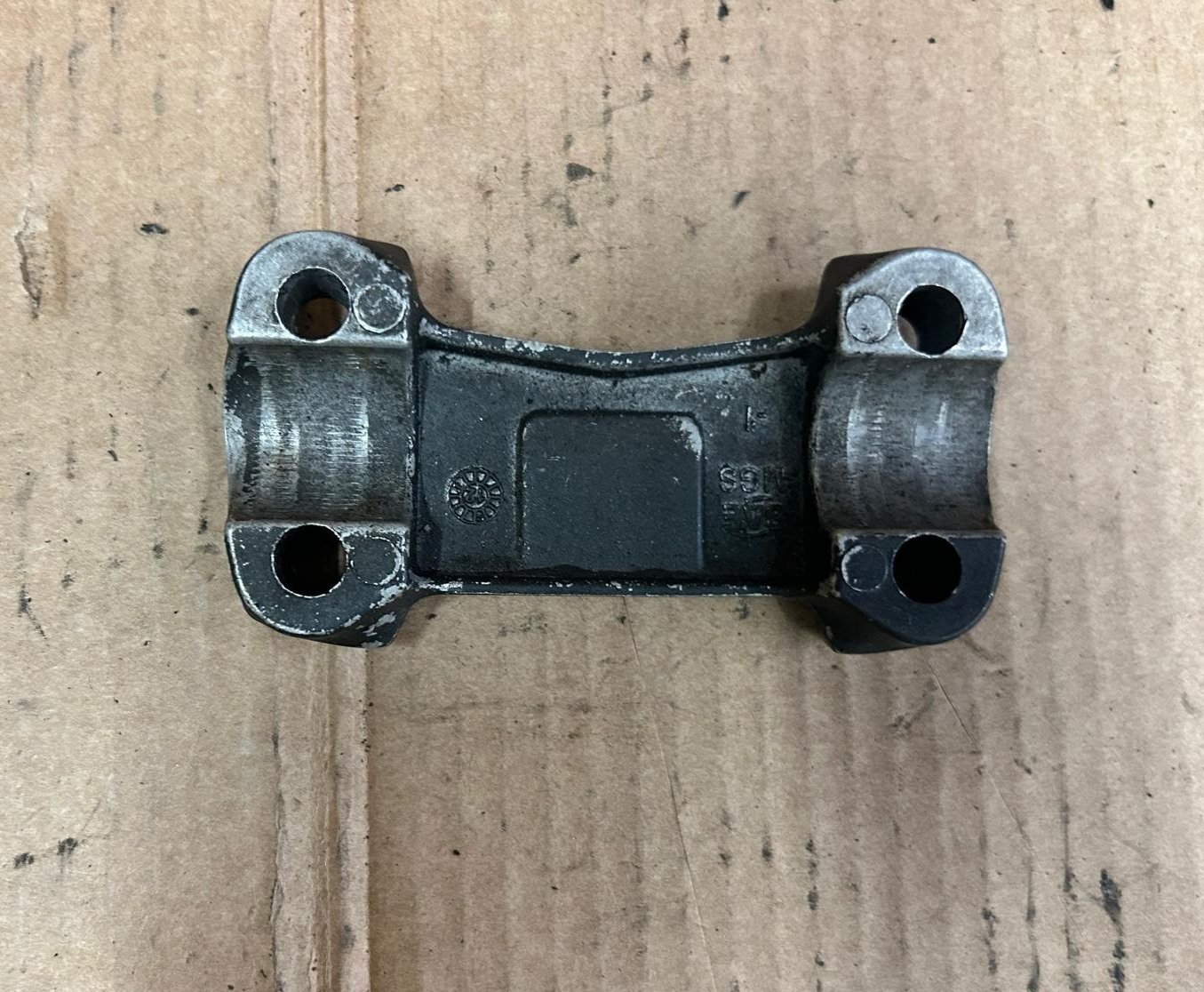 Honda NC, CBF Handlebar Top Clamp