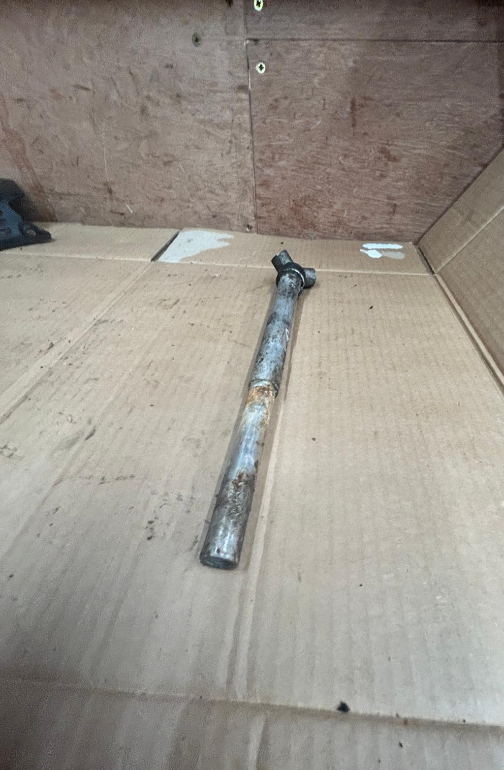 1985 - 1995 BMW K75s Front Wheel Axle