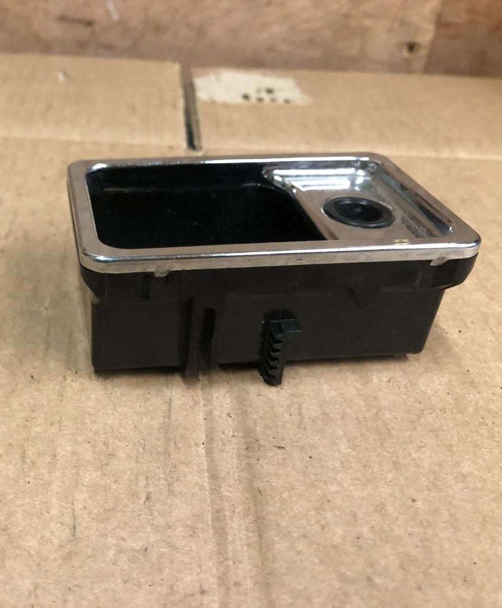 Genuine BMW 7 Series E38 Ashtray Insert | 8170481