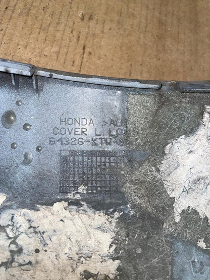 Honda SH300 Left Lower Footrest Cover | 64326-KTW-900