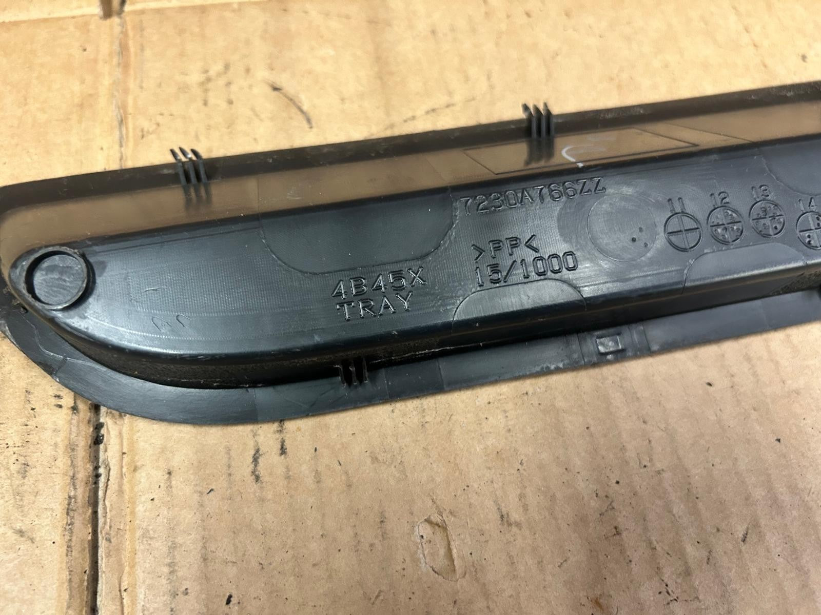 2014 Mitsubishi Outlander Cover Trim | 7230A766ZZ