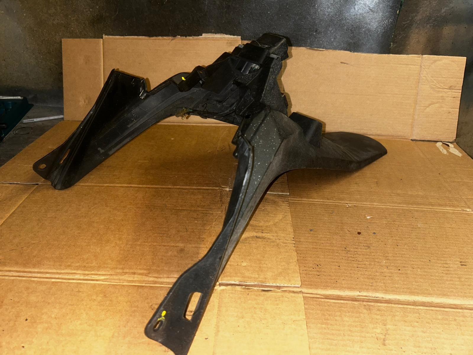 2017 - 2018 Honda SH 125 Rear Fender Mudguard Plate Holder | 80100-K77-D000