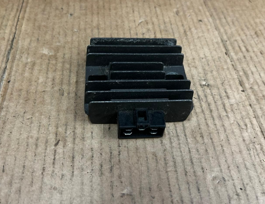 Yamaha Xmax 125 300 Voltage Regulator Rectifier