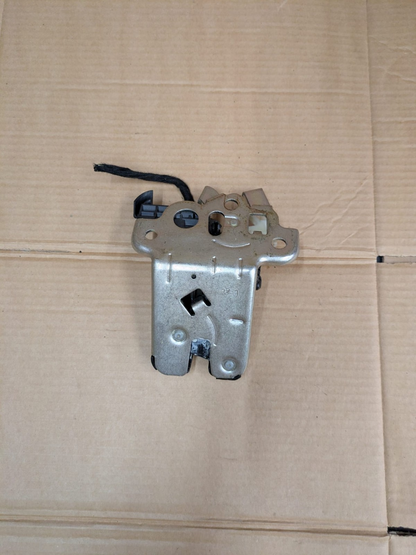 2011 Audi A3 S Line Boot Trunk Lock | 8K9827505A