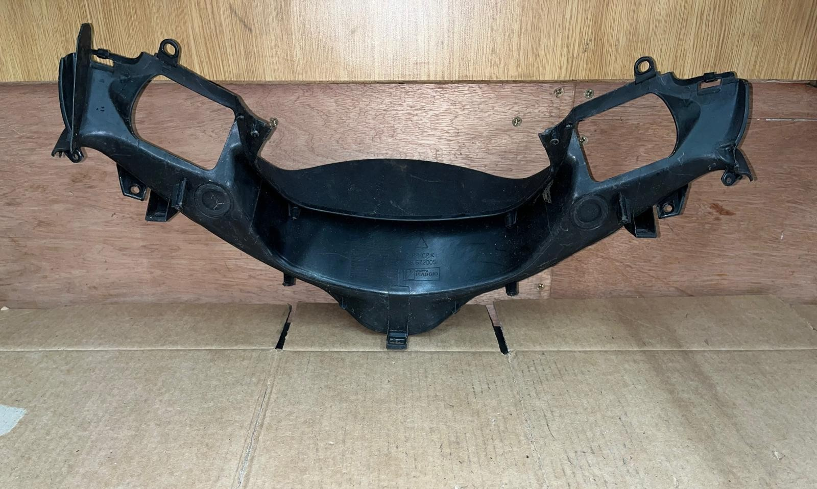 2016 Piaggio MP3 Front Inner Cowl Cover | 672005
