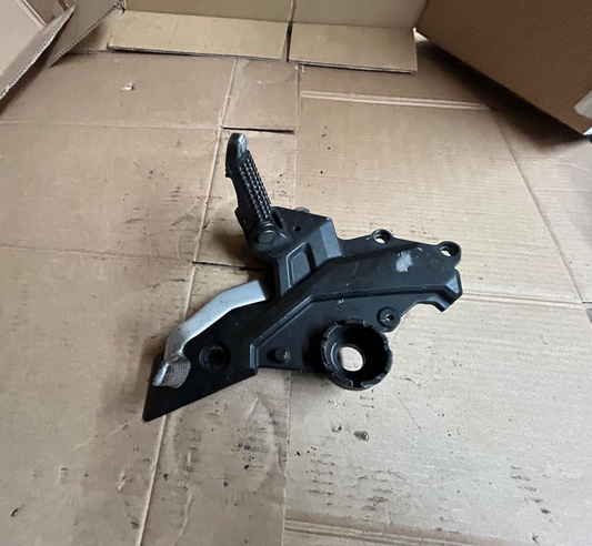 Kawasaki Ninja 650 Front Right Footrest Bracket + Footpeg