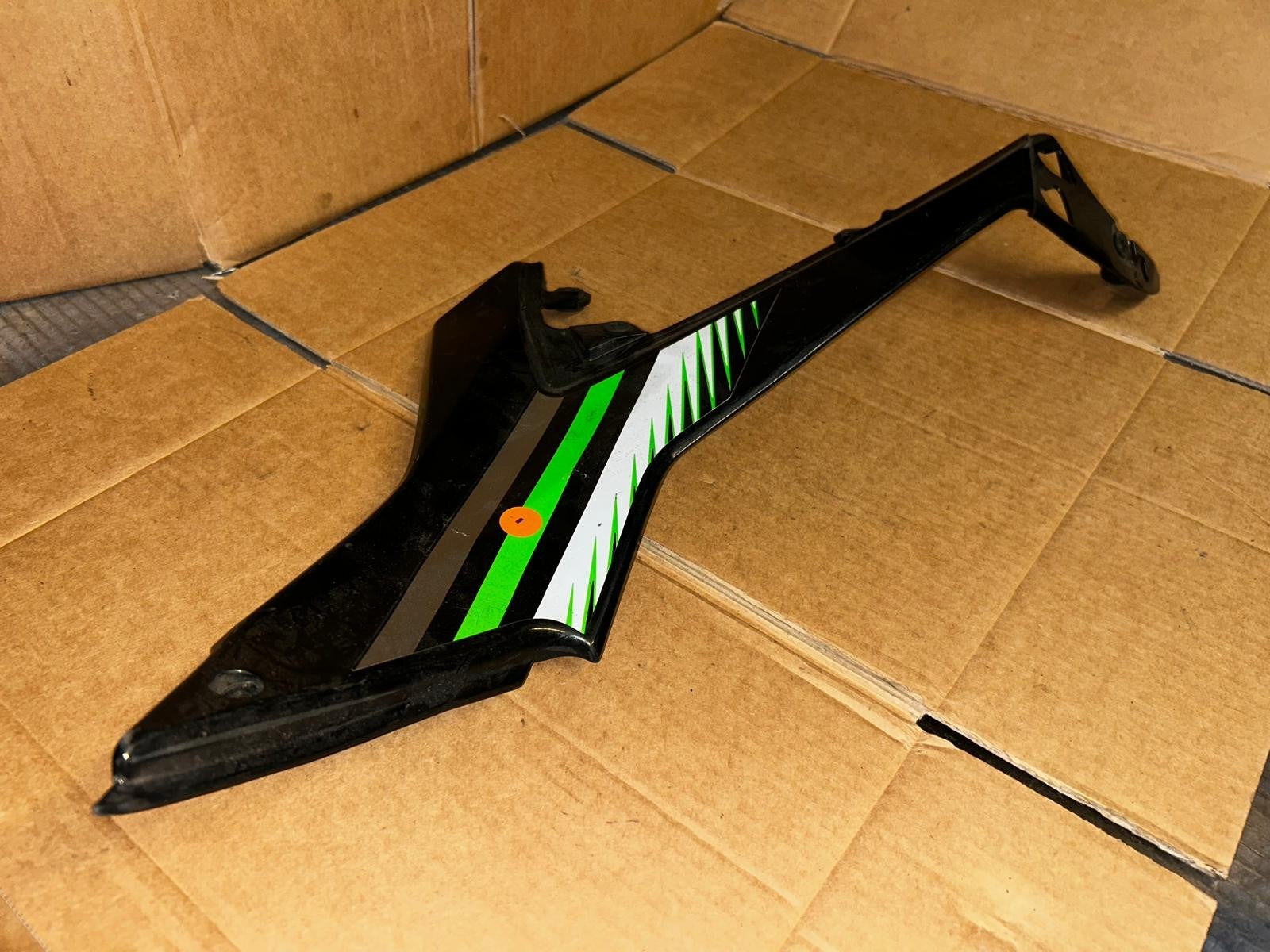 2017 - 2022 Kawasaki Ninja EX 650 Left Side Infill Trim | 36001-0650