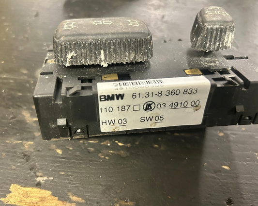 Genuine BMW 7 Series E38 Power Seat Switch Control Front Left | 61318360833