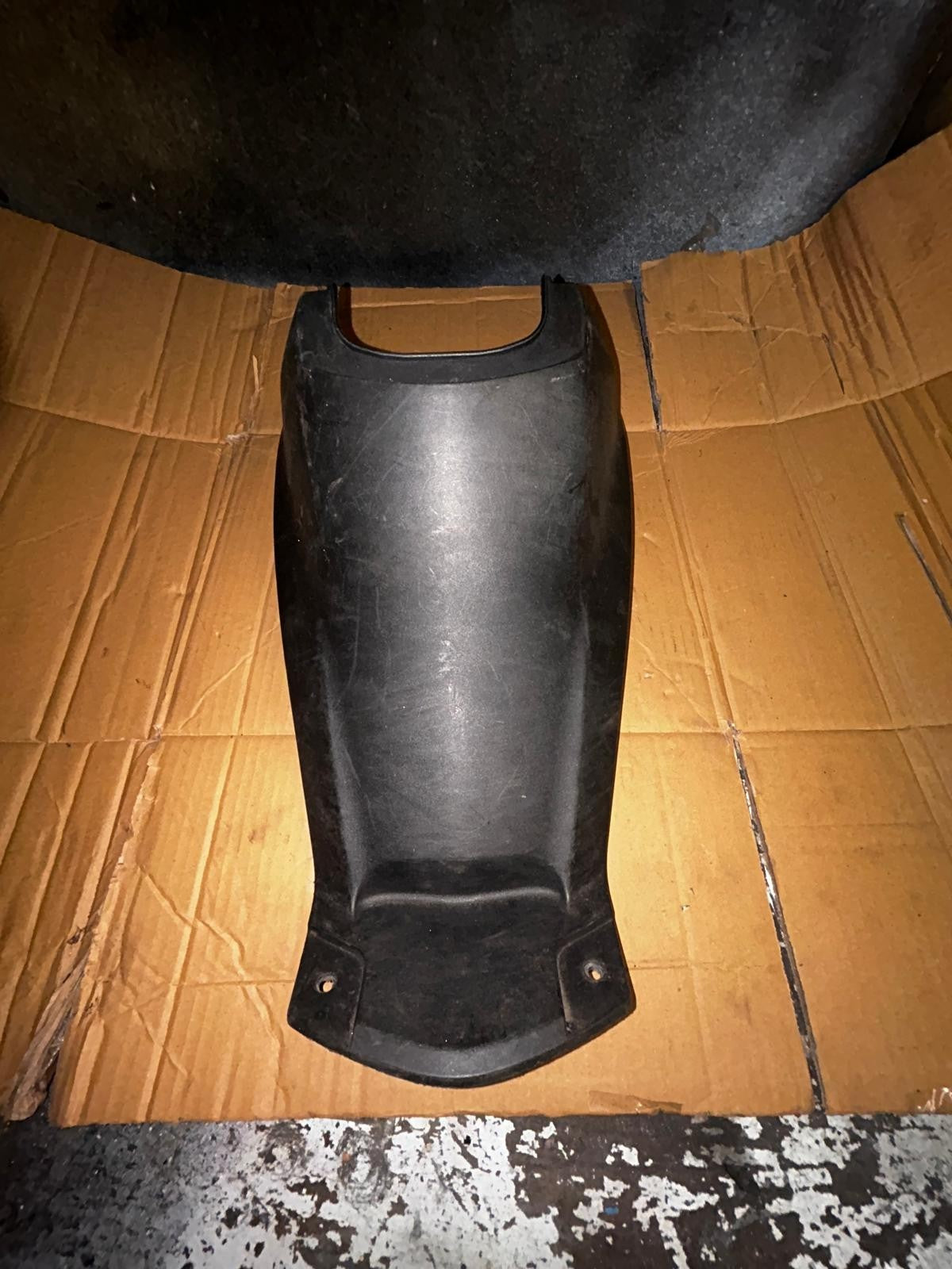 2014 Yamaha MW 125 Tricity Cover | 2CMF172W00