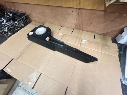 BMW 7 Series E38 Front Right Door Loudspeaker Box | 65138352436