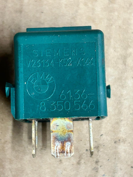 Genuine BMW 7 Series E38 Relay Green | 61368350566