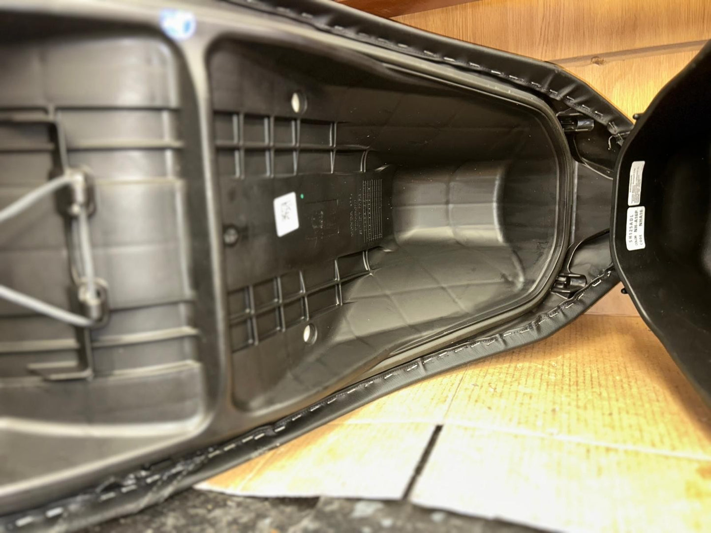 2020 - 2022 Honda SH 125 Seat and Seat Box | 77200-KOR-D000 81250-K0R-V000