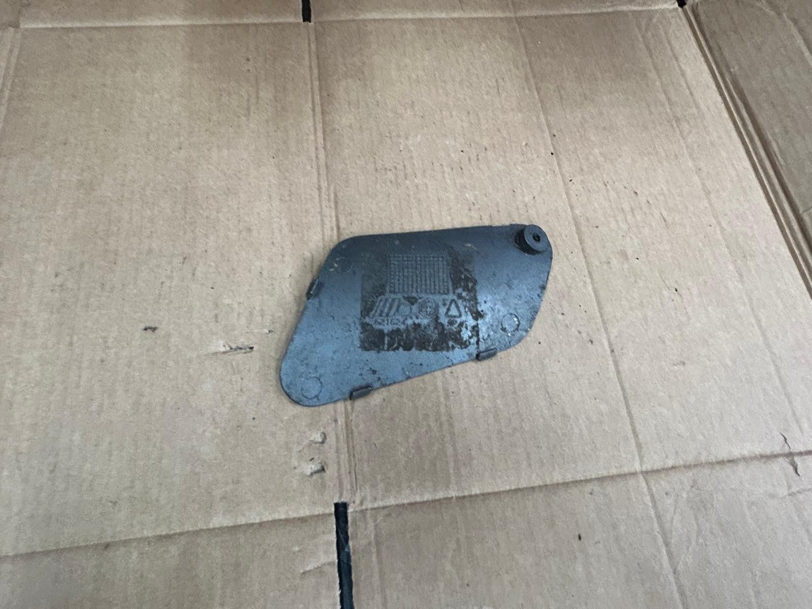 1998 - 2006 Piaggio X9 125 200 250 500 Sparkplug Inspection Door Cover | 621624