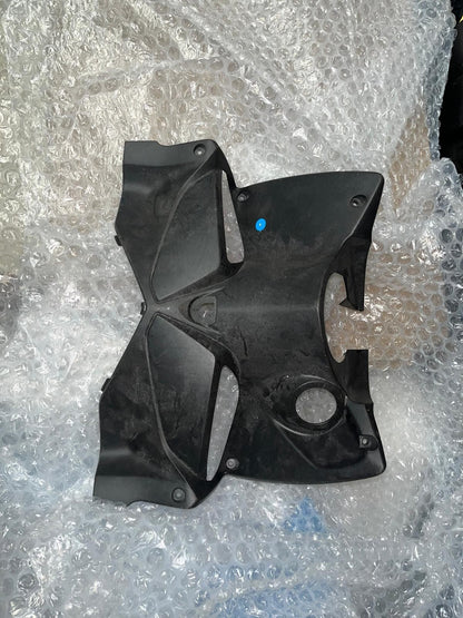 OEM Suzuki Upper Leg Shield Panel Cover | 92111-40J00-291