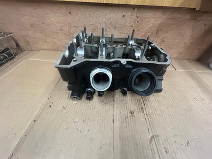 2009 BMW F800gs Engine Cylinder Head | 6613981