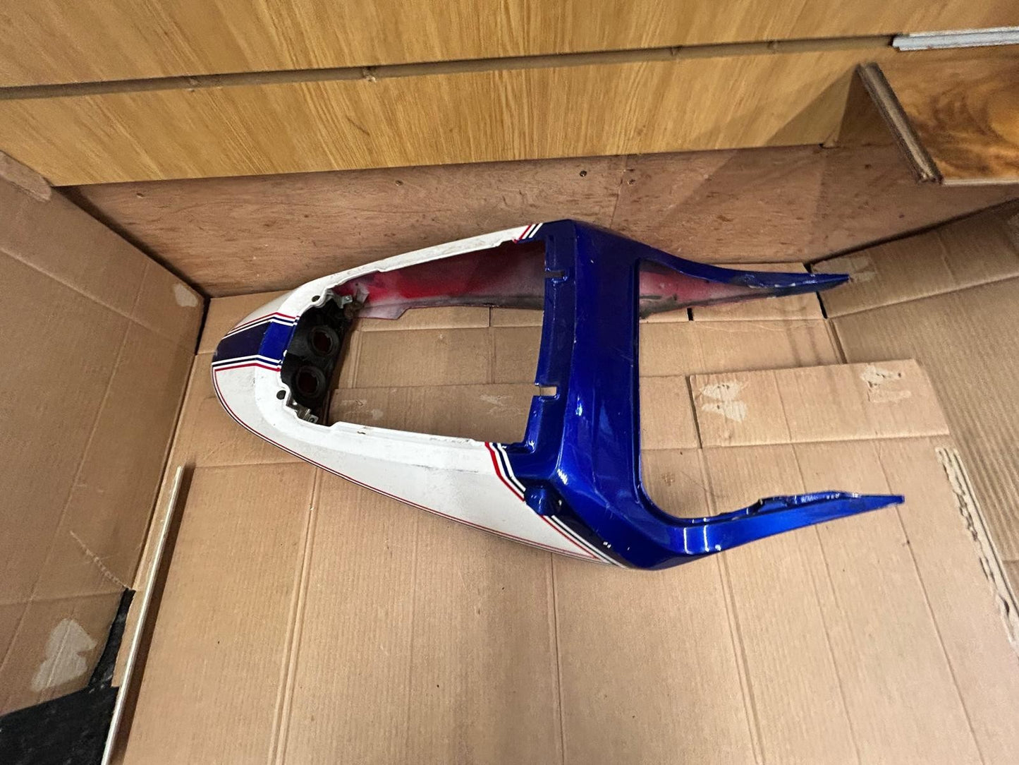 Honda CBR 900 Fireblade / CBR929RR Rear Tail Fairing | 77211-MCJA-0000