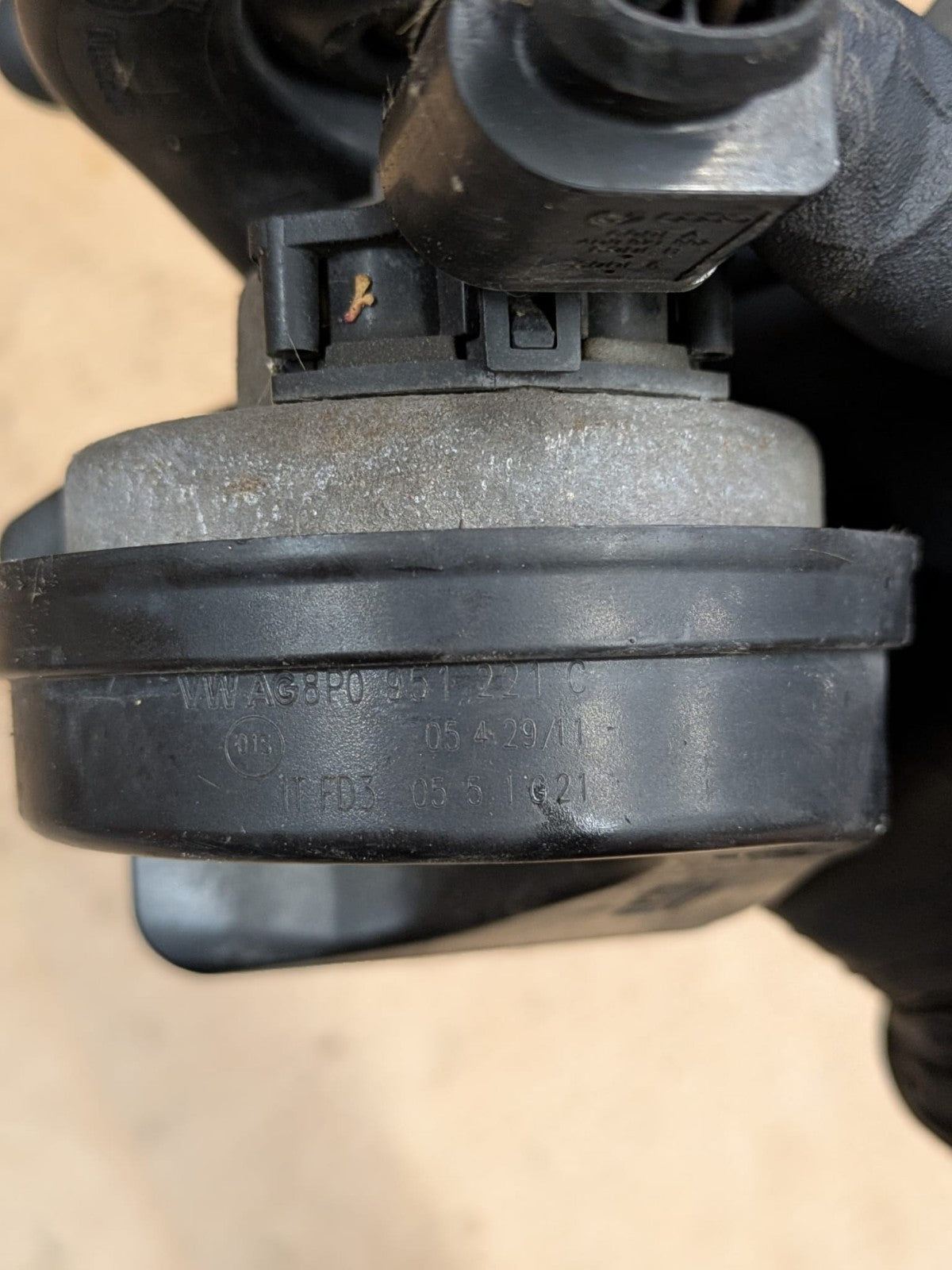 2011 Audi A3 S Line Dual Tone Horn | 8P0951223C 8P0951221C