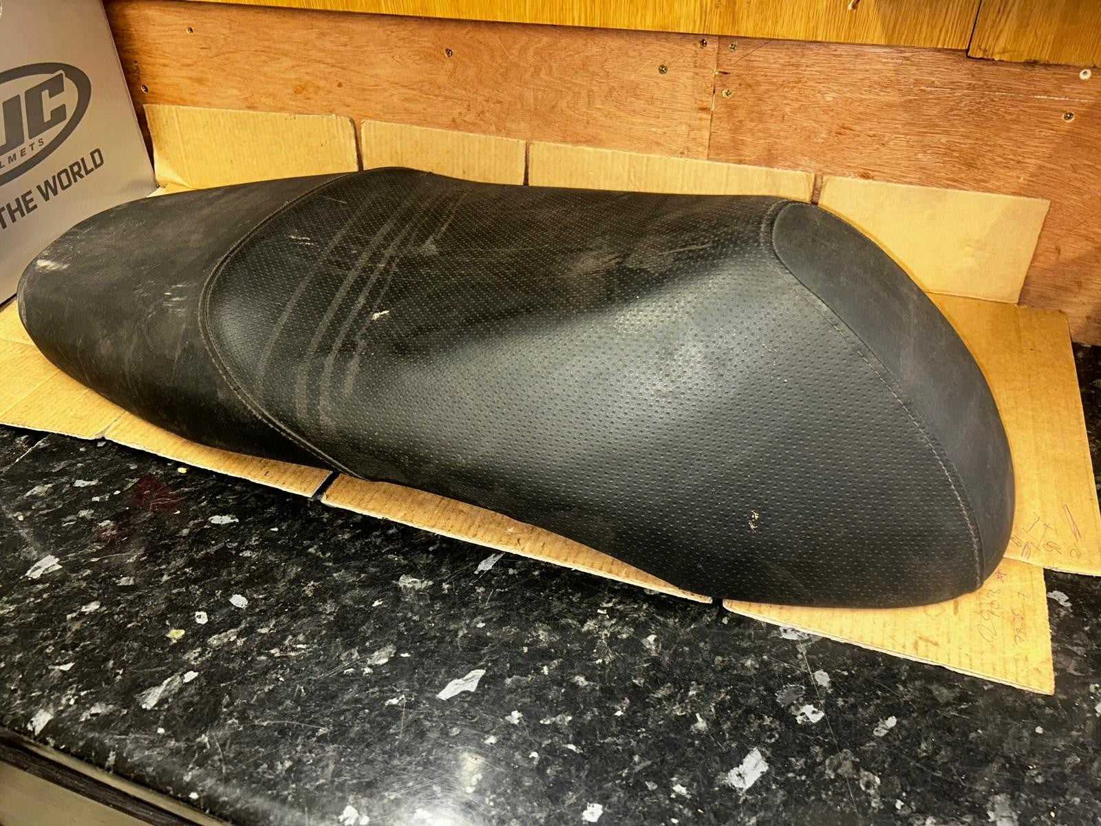2006 - 2012 Honda PES 125 Seat/Saddle | 77200-KTZ-D000