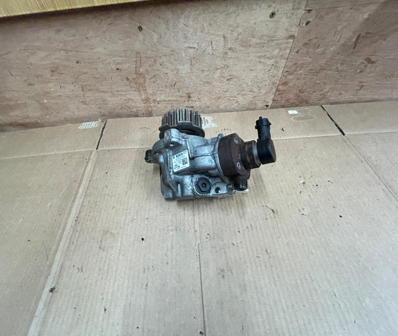 Bosch High Pressure Fuel Pump | 0445010761 9817903080