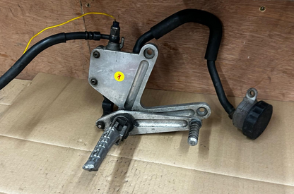 1999 Honda CB600F Hornet Right Footrest Brake Assembly & Gear Selector