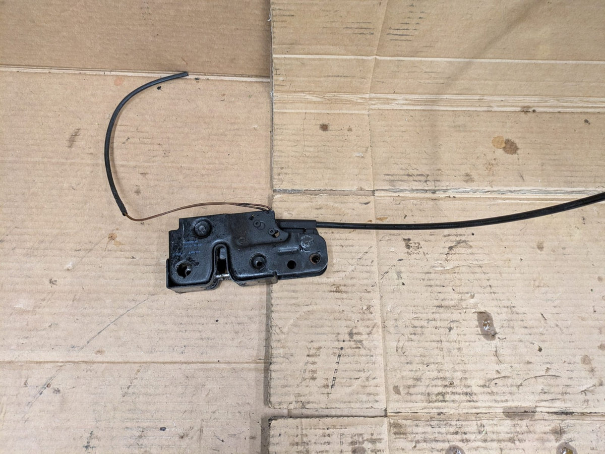 2011 Audi A3 S Line Hood / Bonnet Lock Latch Mechanism | 8P08235091