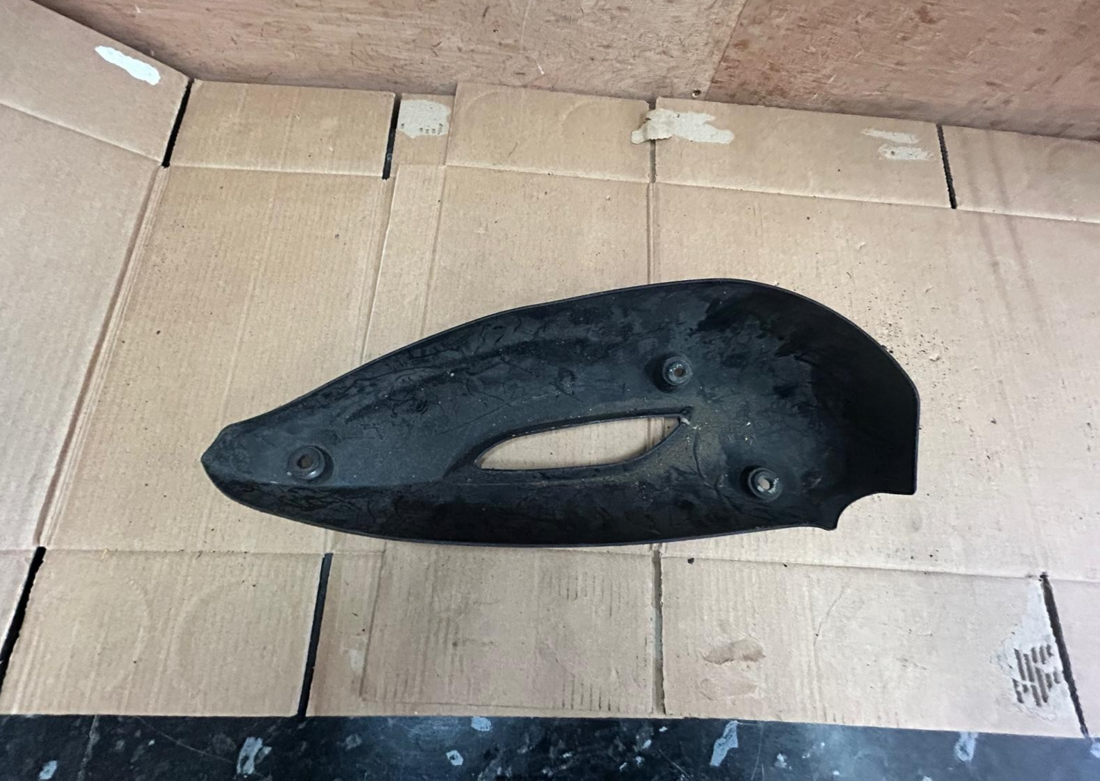 Piaggio Fly 125 Exhaust Silencer Cover