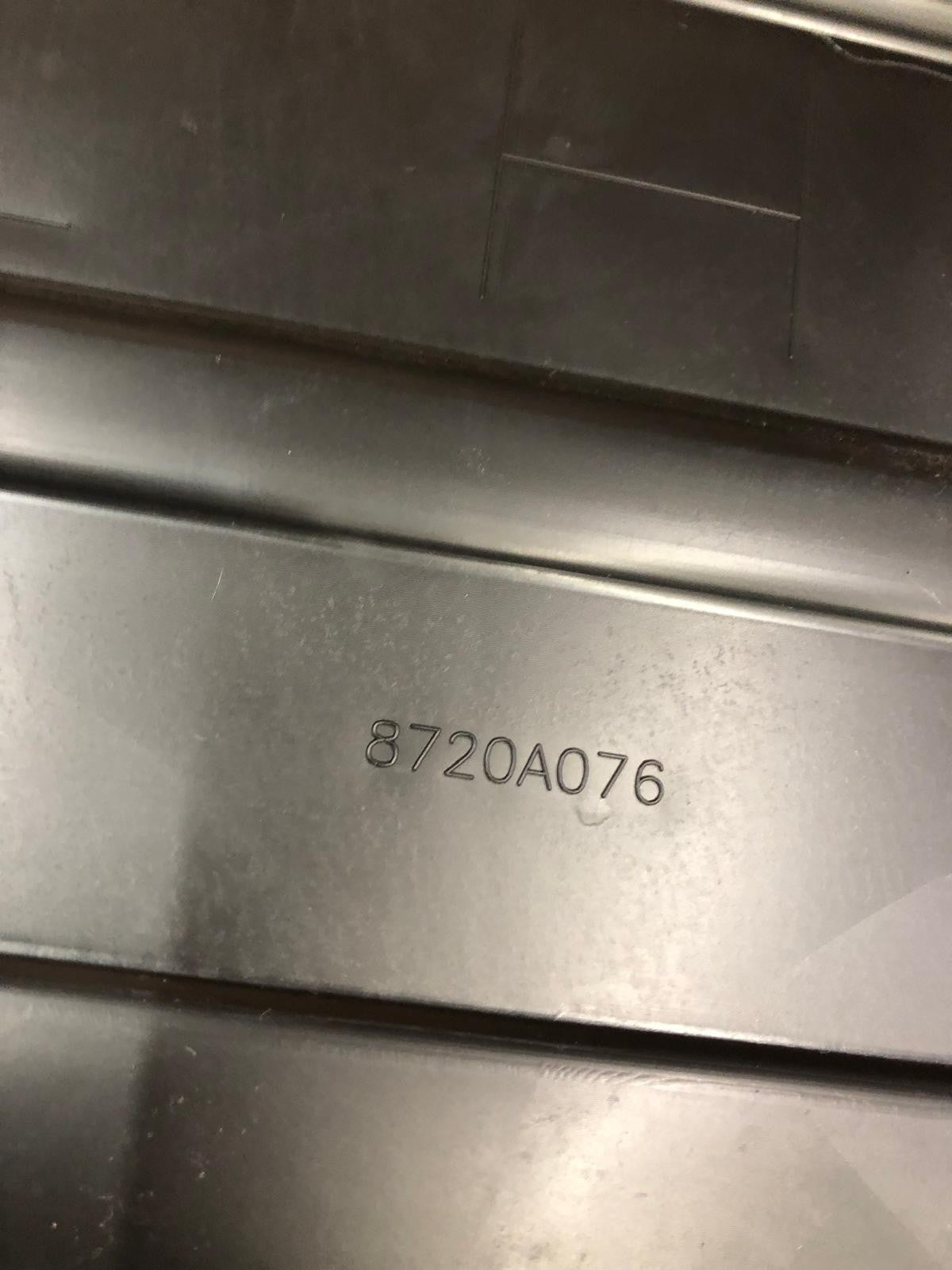 2014 Mitsubishi Outlander GX 4h PHEV Front Left Door Cover | 8720A076