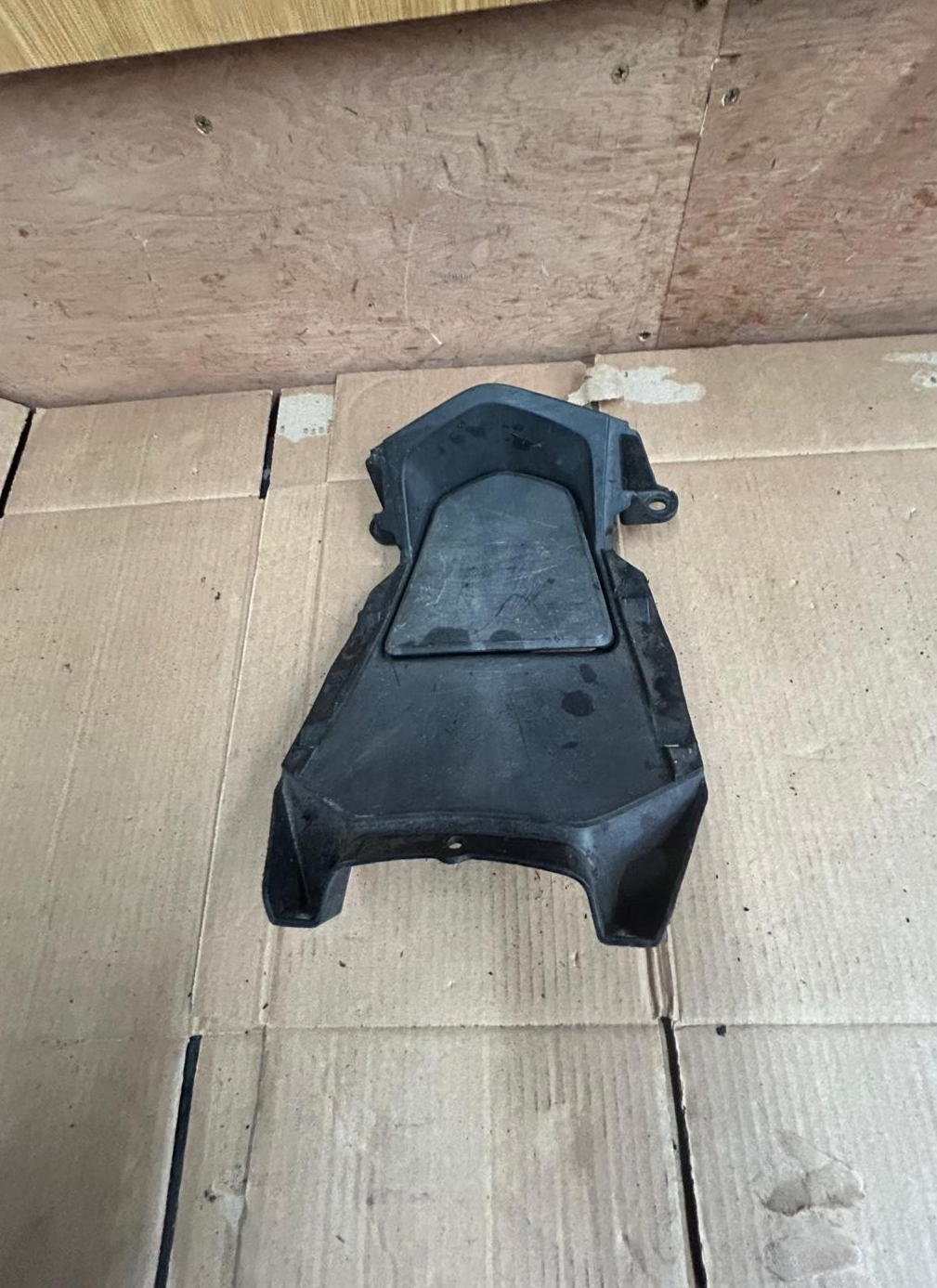 2014 - 2017 Honda NSS 125 Forza Centre Cover | 81121-K40-F000
