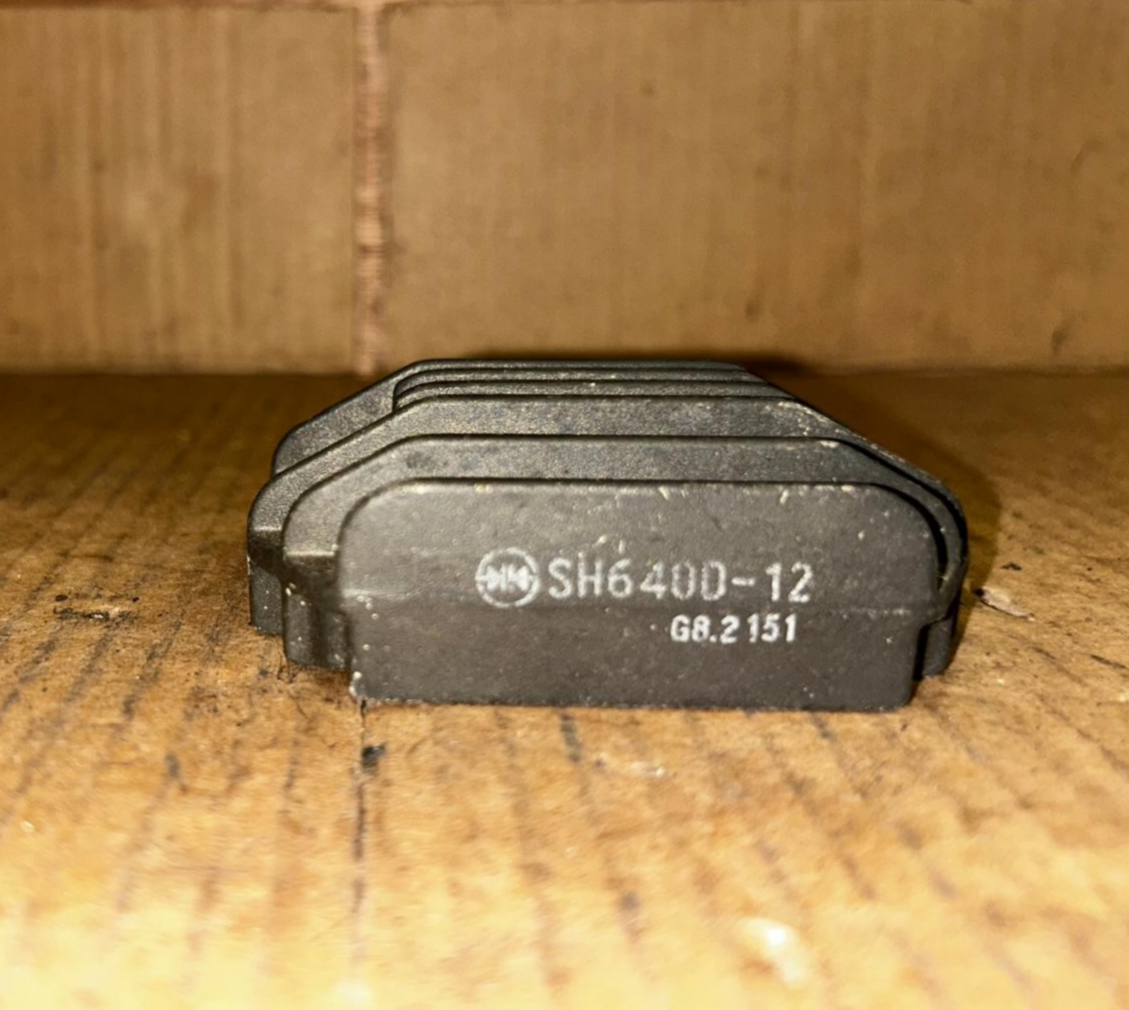 SH640D-12 | 2010 Yamaha YBR Regulator Rectifier Genuine OEM Part