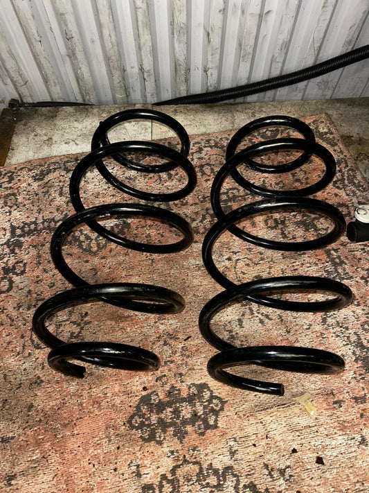 1995 BMW 7 Series E38 Rear Coil Springs