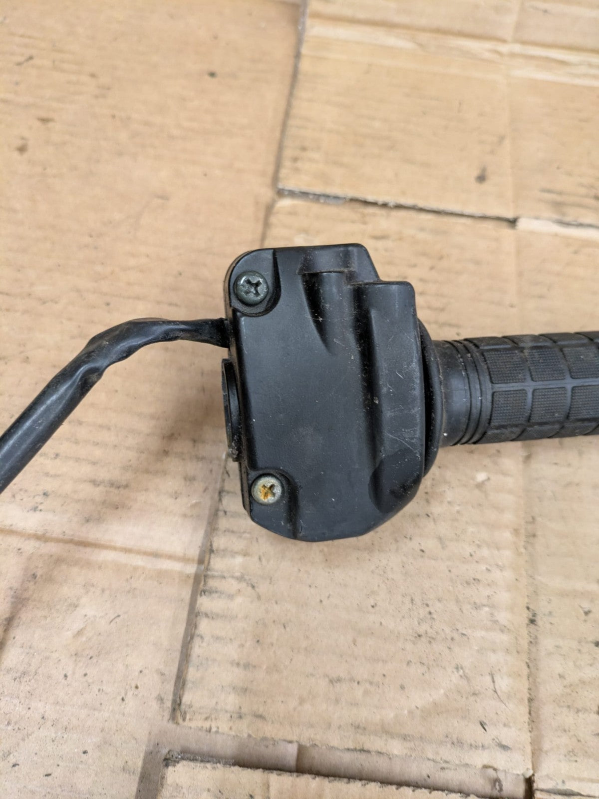 Sinnis Encanto 50 Right Handlebar Switch + Throttle Grip