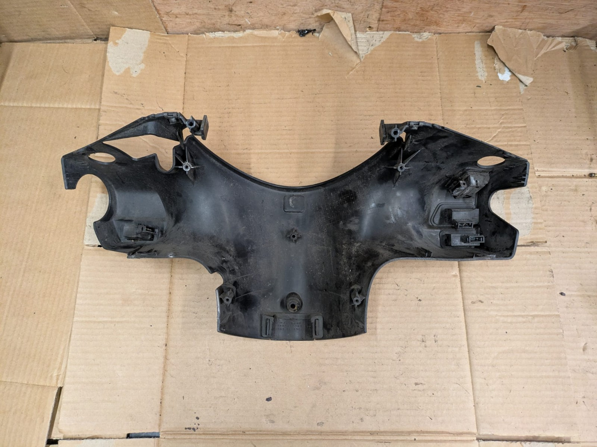 2008 Honda SH 125 Rear Handlebar Cover | 53206-KTF-6400