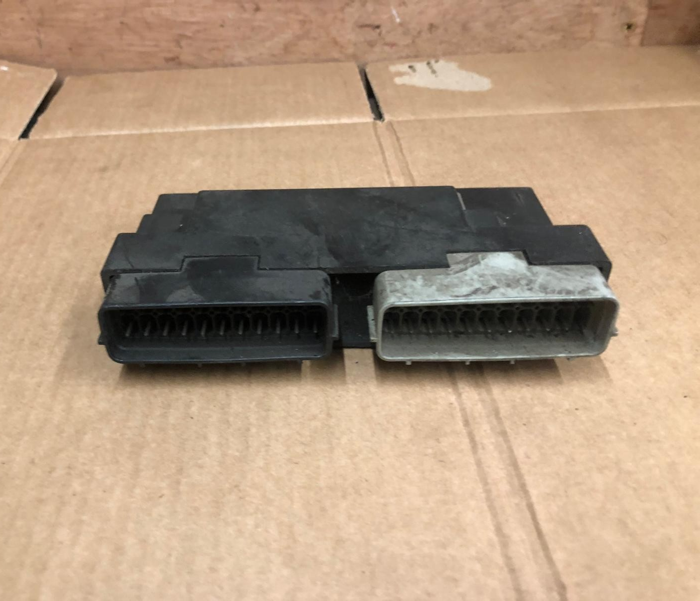 2000 - 2001 Honda CBR 929RR Fireblade PGM-FI Unit | 38770-MCJ-641