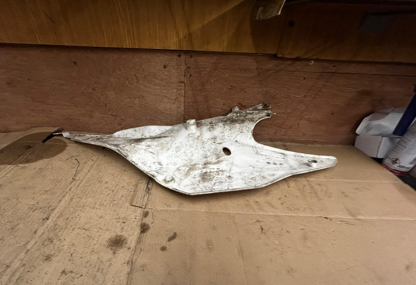 BMW F800ST Fuel Tank Side Cover | 60627610