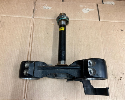 2019 KTM Duke 125 Lower Bottom Yoke Fork Clamp