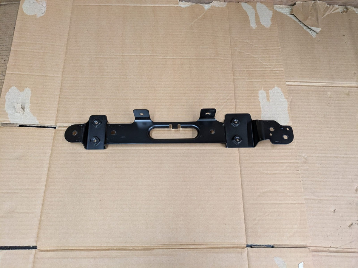 2011 Audi A3 S Line Left Passenger Side Dash Mount Bracket | 8P2880195