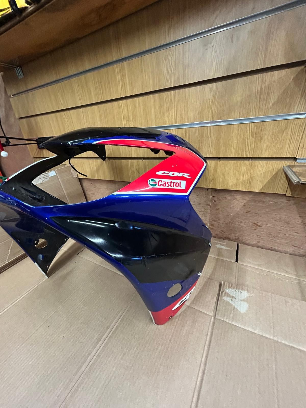 Honda CBR 900 Fireblade / CBR929RR Upper Cowl Comp | 64210-MCJA-0000