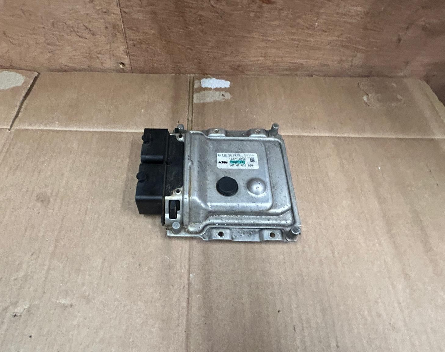 Bosch 2016 KTM DUKE 125 ABS ECU Unit | 90141031000 | 0261506674