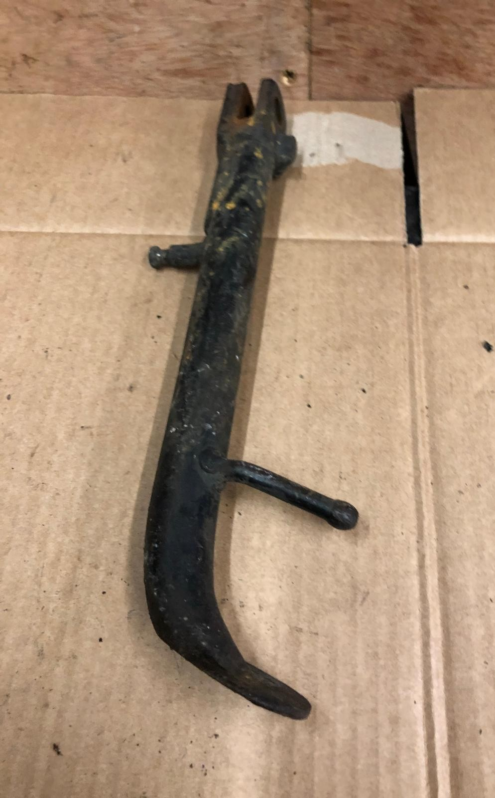 2005 Suzuki RV 125 Side Stand
