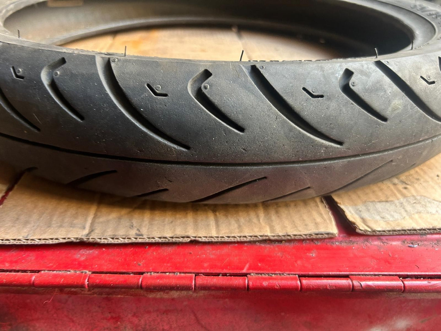 Cheng Shin Tire 80/90/16