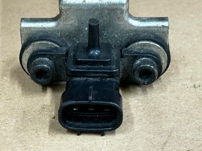 2006 - 2009 Yamaha YP 125R Xmax MAP Air Pressure Sensor