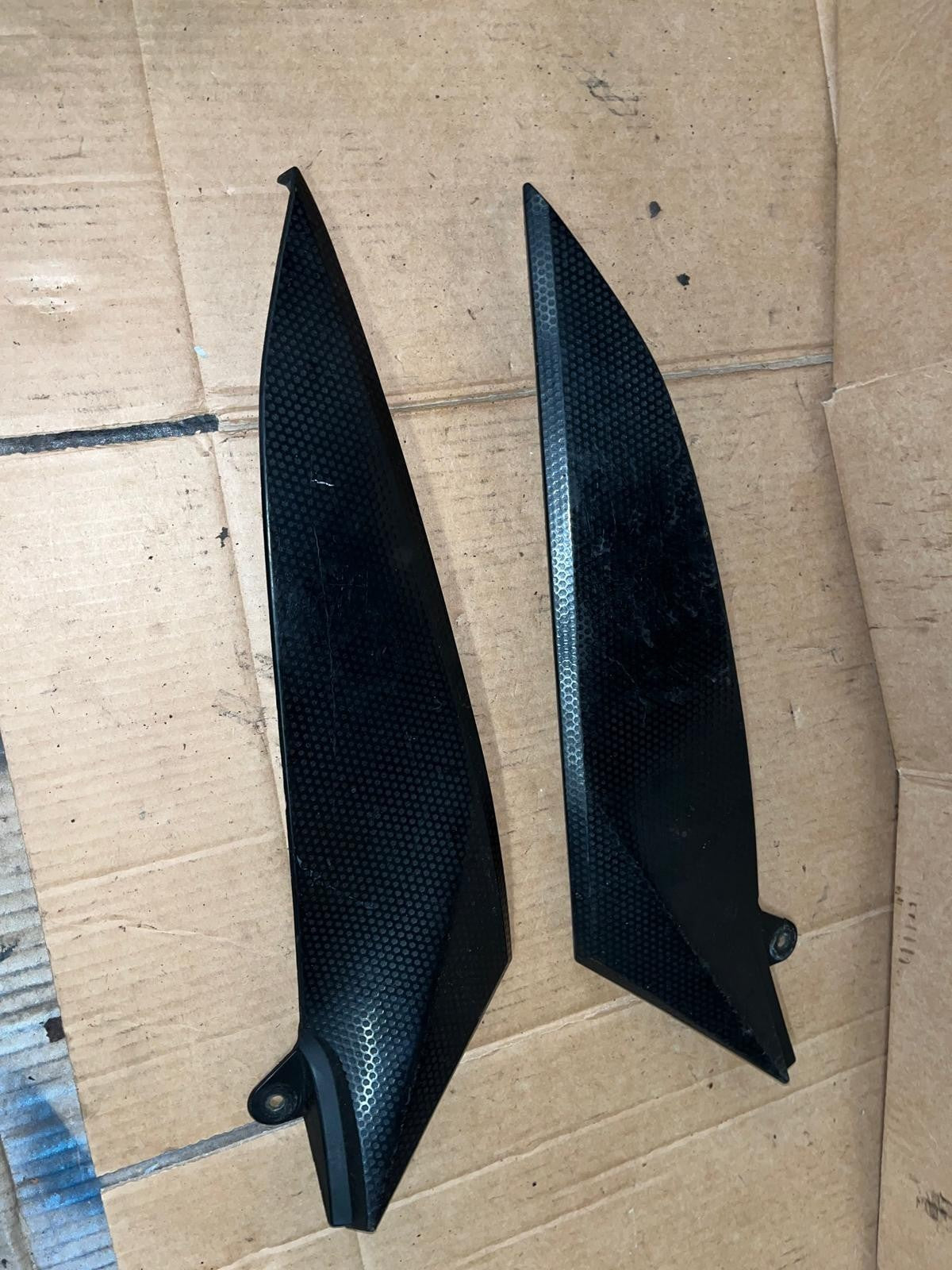 Yamaha YZF-R Left & Right Side Fuel Tank Covers  | 5VY-24129-00