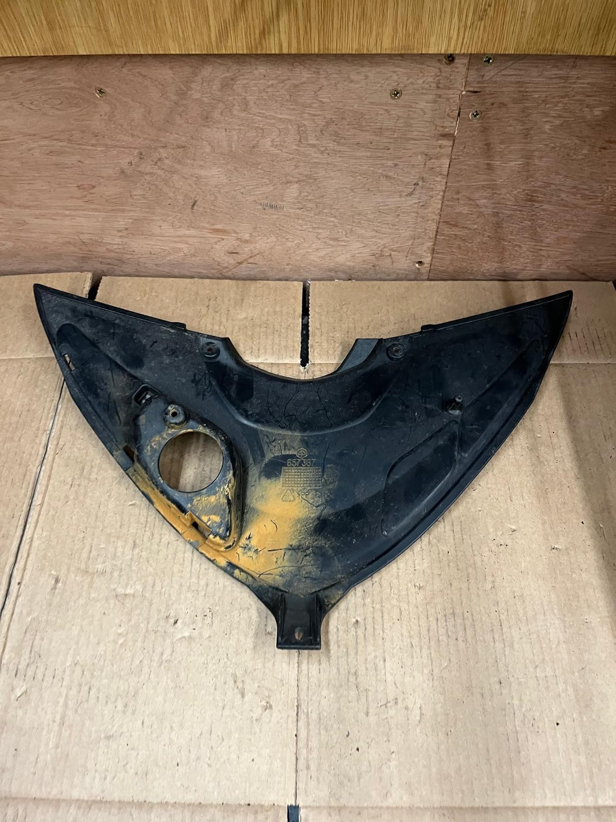 Piaggio MP3 Front Top Cover Panel | 657367