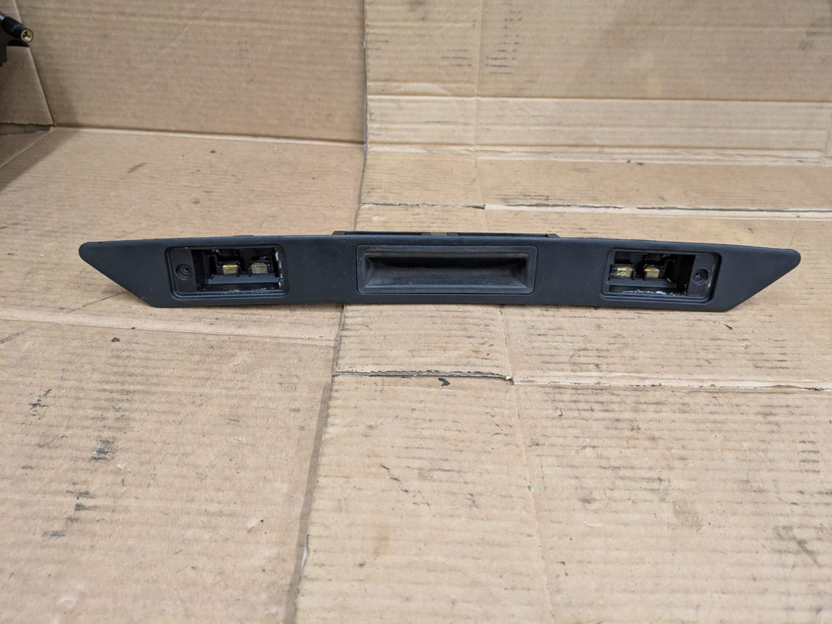 2011 Audi A3 S Line Boot Handle / Number Plate Light Trim | 8P48275743FZ