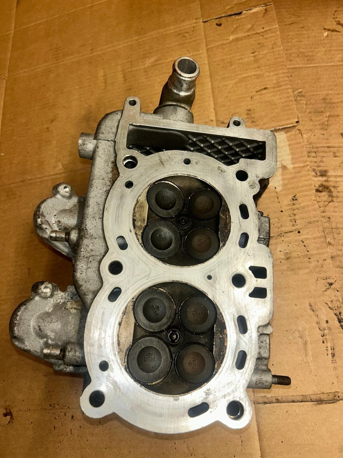 BMW C650GT Cylinder Head | 7729534 16443610