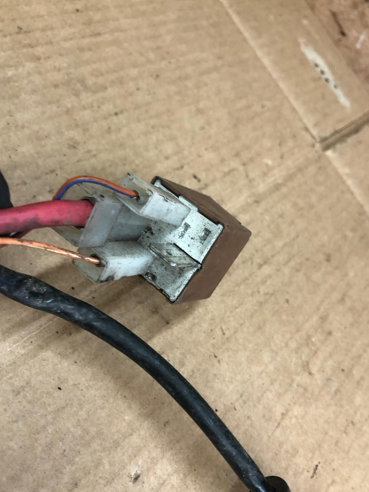1996 - 2005 Piaggio Vespa ET2 Starter Motor Relay Control Switch | 584521