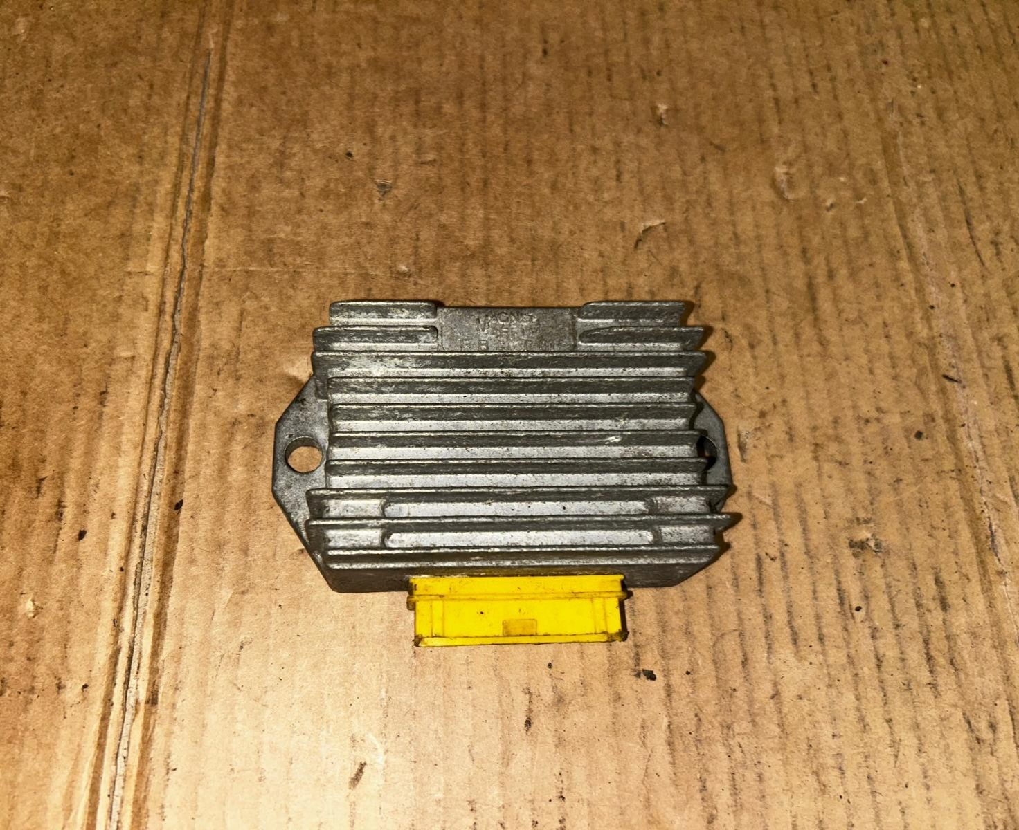 Piaggio 50cc Voltage Regulator | Read Desc for Model Fit